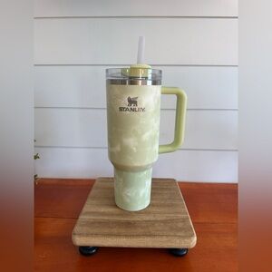 Stanley 40oz Tumbler Limited Edition Green